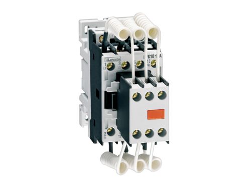Picture of Kontaktor kondensaatoritele BFK, 3P, 15kVAr/400VAC, 1NO, 230VAC, Lovato