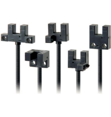 Picture of Mikrofotoandur EE, L-kuju, Sn5mm, NPN, Light-ON, Dark-ON, 5-24VDC, kaabel 1m, IP50, Omron 