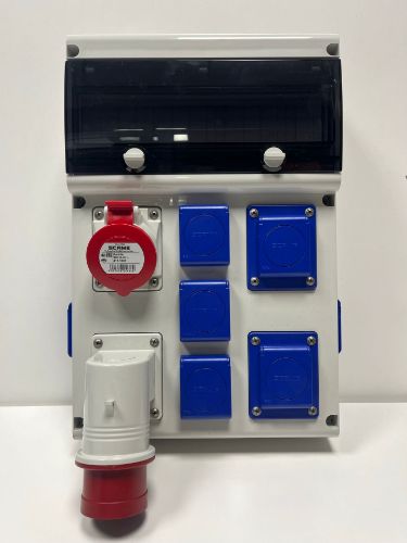 Picture of Vooluvõtukeskus 1x16A 5p 7x230V, sisend 16A 5p pistik, 14mod. IP44, 445x275, SCAME 