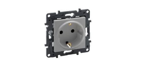 Изображение Pistikupesa 1-ne, m-ga, lapsek. alumiinium, vedrukl. süv. IP20, NILOE STEP, LEGRAND 