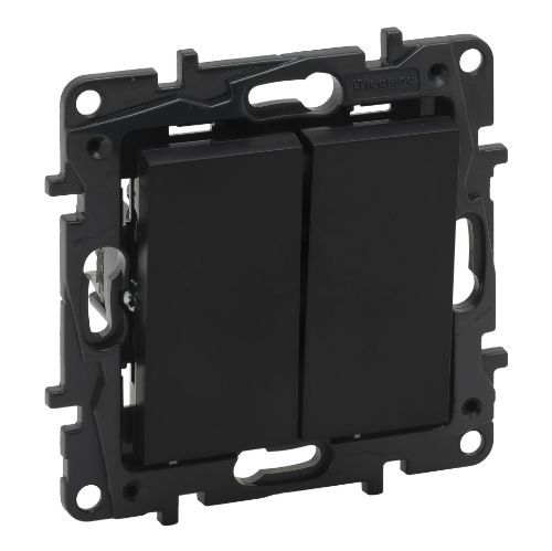 Picture of Grupiveksellüliti klahviga, 10A 230V must matt, vedrukl. süv. IP20, NILOE STEP, LEGRAND 