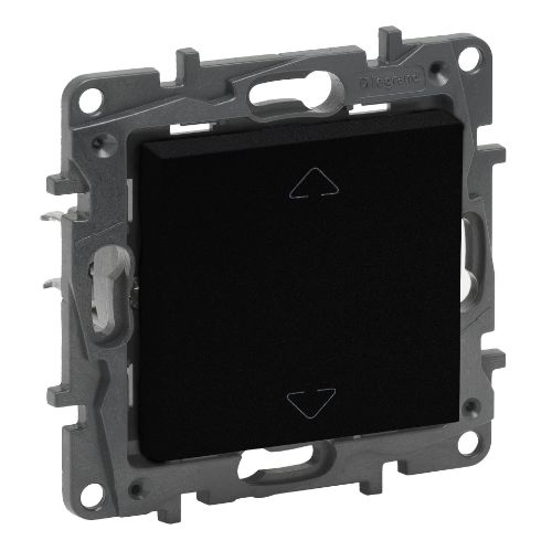 Изображение Kardinalüliti klahviga, 6A 230V, must matt, süv., IP20, NILOE STEP, LEGRAND 