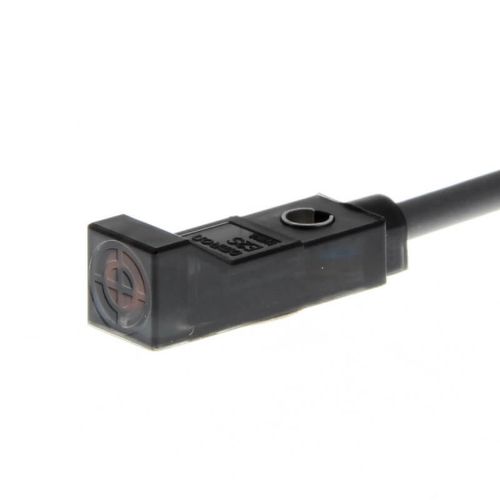 Picture of Ind.andur E2S, Sn=2.5mm, Unshielded, PNP-NO, plast, kaabel 1m, Omron 