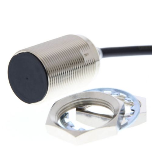 Picture of Ind.andur E2E, M30, Sn=22mm, Shielded, PNP-NO, IO-Link, korpus 60mm, kaabel 2m, Omron 