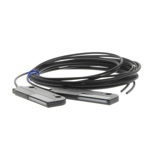 Picture of Fiiber andur saatja-vastuvõtja E32, Sn1700mm, 23x65x5mm, IP50, kaabel 2 m, Omron 