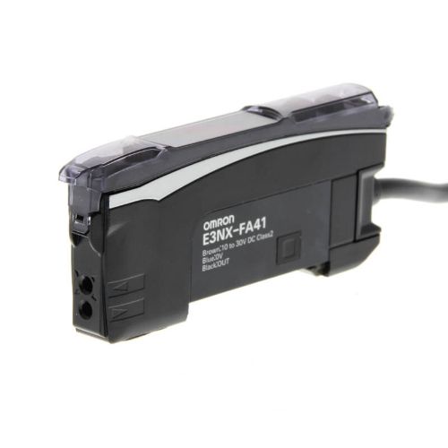 Picture of Fiber amplifier, twin digital display, smart tuning, PNP, single output, 2m cable, Omron 