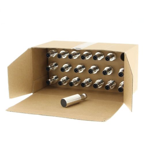Picture of Ind.andur E2B, M18, Sn=8mm, Shielded, PNP-NO, pistik M12 4-pin 20tk pakis, Omron 
