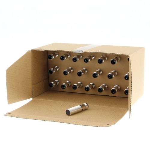 Picture of Ind.andur E2B, M12, Sn=4mm, Shielded, PNP-NO, pistik M12 4-pin, 20tk pakis, Omron 