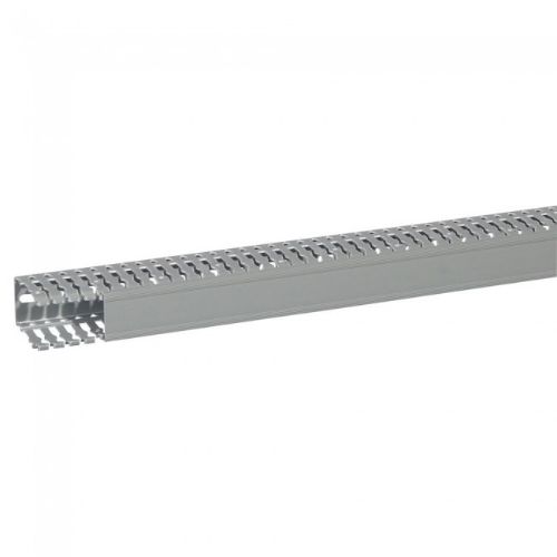Picture of Kilbikarbik 60x40x2000mm (KxLxP), hall, Legrand 