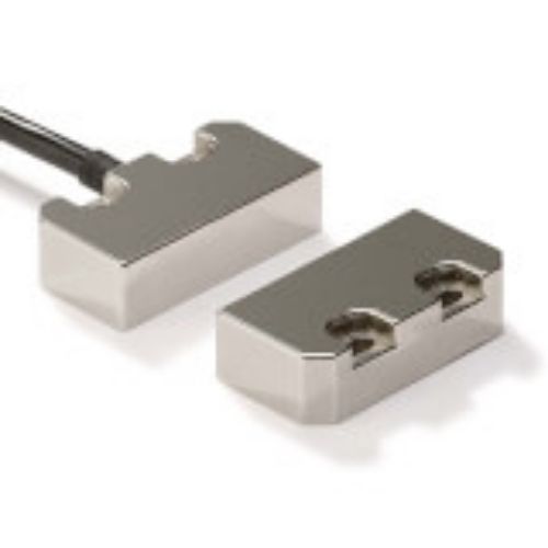 Picture of Turvalüliti (ukse) F3S,  2NC+1NO, roostevaba, kaabel 250mm pistik M12 4-pin, Omron 