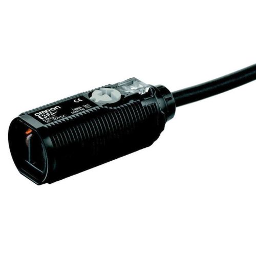 Изображение Fotoandur Objektilt E3FA, M18, plast, Sn 100mm, PNP, IP67, kaabel 2m, Omron 