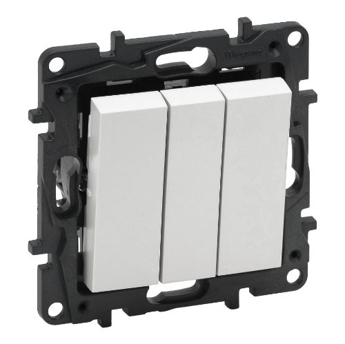 Изображение Lüliti 3-ne klahviga, 10A 230V valge matt, kruvikl. süv. IP20, NILOE STEP, LEGRAND 